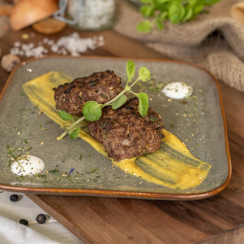Faschierte Laibchen vom Bio Angus Rind Rezept Pannatura Esterhazy Bio-Landgut